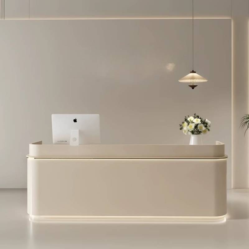 مكاتب استقبال لمتاجر الملابس و - مراجعة Office Furniture Store وسعره